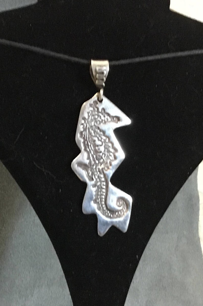 Sea Horse Pendant