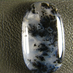 Black n White Plume Agate Cabochon C0120