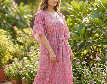 Rosa Blumen-Block-Print Kaftan Kleid für Frauen, Baumwolle V-Ausschnitt Boho Kaftan mit verstellbarer Taille, Sommer-Resort-Wear