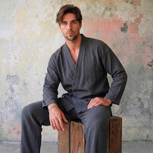 Pigiama Uomo In Cotone E Spandex A Maniche Lunghe - Set Righe, Morbido E Traspirante, Con Tasche