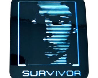 Autocollant en vinyle « Survivor » 2,5 x 3 po Alien 3 par Nathan Anderson Lt Ellen Ripley Sigourney Weaver Alien Day 2026