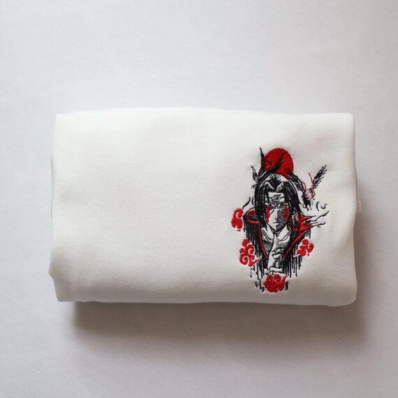 Embroidered Itachi Uchiha Hoodie – Personalized Naruto Pullover – Anime Fan Gift – Unisex Japanese Streetwear