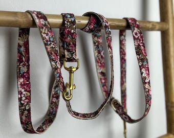 Dog leash 2m floral pattern Bordeaux brown – Handmade & Adjustable – Carabiner in gold or silver