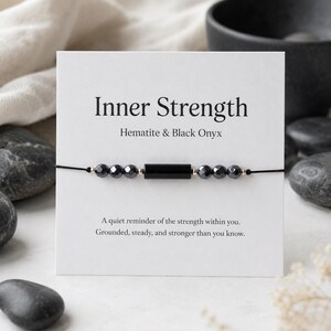 Inner Strength Armband - Hematit & Svart Onyx Kristallsnörearmband för jordning