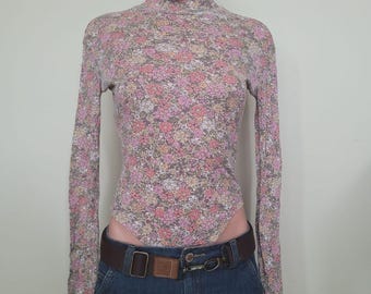 Body aderente in cotone a collo alto con stampa floreale Fairycore Coquette di H&M