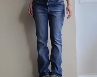 Jeans Cleo Vintage de tiro bajo y corte bota acampanada