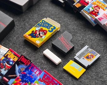 Aangepaste NES-minigamedoos en -cartridgeset – gepersonaliseerd retro-gamingverzamelobject – handgemaakt gamercadeau – displaystuk in Nintendo-stijl