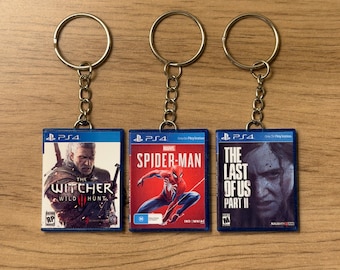 Aangepaste sleutelhanger voor PS4 minigamehoes – gepersonaliseerd PlayStation 4-gamercadeau – handgemaakt gaming-verzamelaarsitem – videogameaccessoire