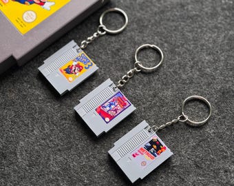 Aangepaste NES-minicartridge-sleutelhanger – gepersonaliseerd retro gaming-verzamelaarsitem – gamercadeau – handgemaakt Nintendo-stijlaccessoire