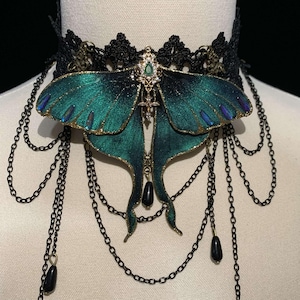Dark Green Moth Choker, Fairy Hair Clip, Gothic Woodland Lace Choker, Ren Faire Accessory