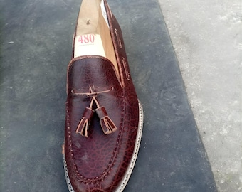 Tassel leather loafer mens made to your measurement handmade burgundy leather slip on dress mens shoes | loafers for men, giftsforhim