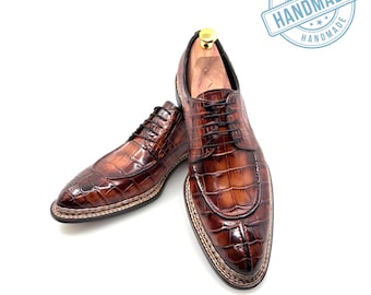 Handgefertigte braune Schuhe aus geprägtem Alligatorleder | Herrenschuhe | Elegante Schnürschuhe | Maßgefertigte Herrenschuhe