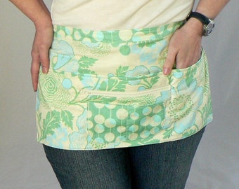 Multi-Pocket Apron with zipper money pocket for waitress, teachers, massage therapists, OOP Amy Butler Green Poppies 2 sizes made-to-order