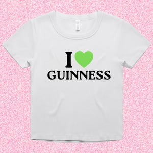 I Love Guinness Funny St Patricks Day Baby Tee Shirt, St Patty's Cute Beer Crop Top T-Shirt, Green Graphic Saint Paddy's Party Tee for Women White