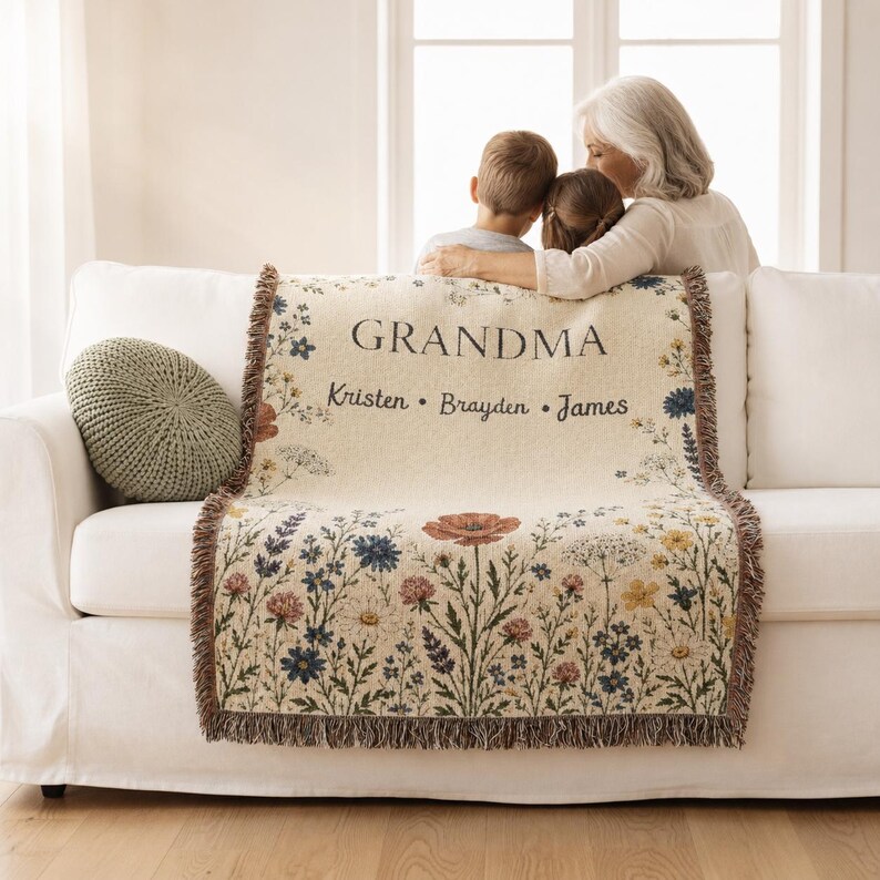 Personalized Grandma Wildflower Woven Blanket, Custom Grandkids Names Throw image 2