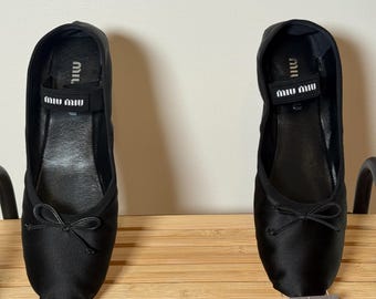 Bailarinas negras Miu Miu de la nueva temporada