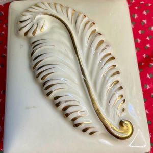 Ceramic Cigarette Trinket Box With Gold Feather Motif. Vintage 50s