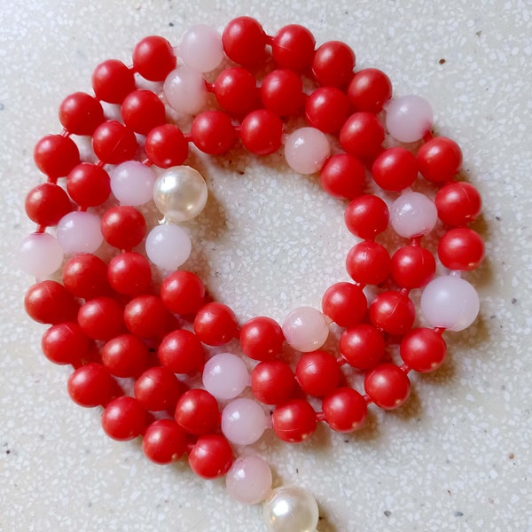 POP BEADS Necklace Original 1950s Red and White Vintage