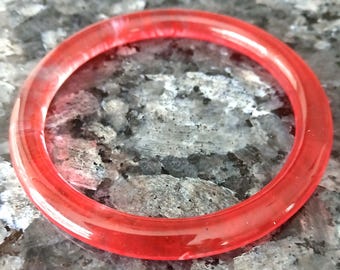 Lucite Marbled Bangle Translucent Red Retro Bracelet