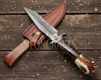 Cuchillo de caza personalizado hecho a mano con mango de cuerno de ciervo y madera de Damasco, con estuche / El mejor regalo para él.
