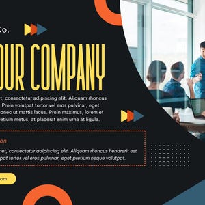 Puede incluir: Gr&aacute;fico promocional con el texto "ABOUT OUR COMPANY" en letras amarillas grandes. La imagen presenta una reuni&oacute;n de negocios con un hombre presentando a un grupo. El logotipo de la empresa est&aacute; en la esquina superior izquierda.