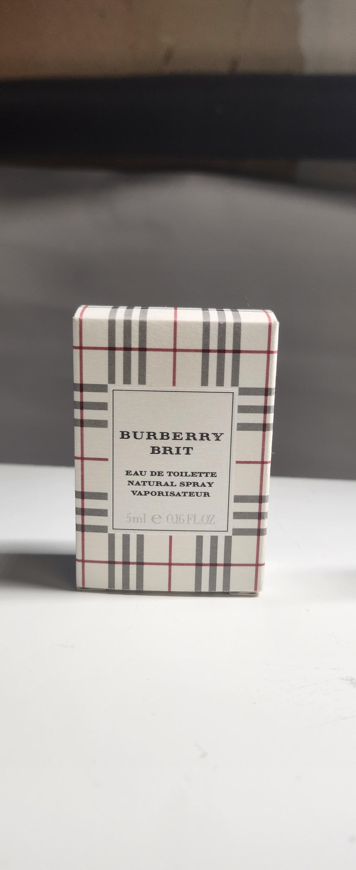 Burberry Gift Box - 60+ Gift Ideas for 2026