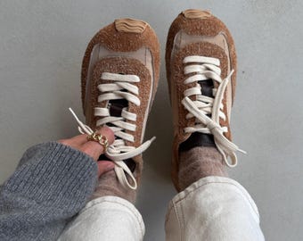 Wide toe box women sneakers