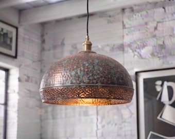 Lámpara colgante de filigrana de cobre verdigrís hecha a mano, pantalla de lámpara en forma de cúpula, luz con pátina verde, decoración bohemia para el hogar, iluminación rústica
