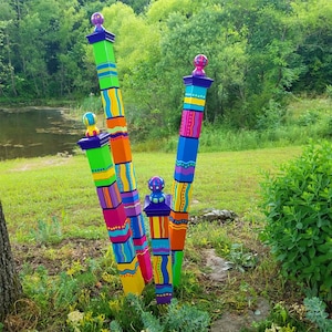 Garden Art Totems, Garden Stake, Gift for Gardner, Colorful Garden Décor, MADE TO ORDER