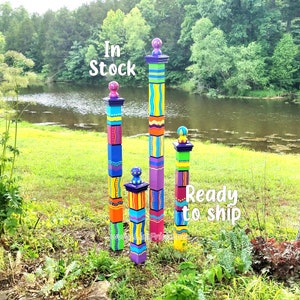 Garden Art Totems, Lawn Art, Gift for Gardener, Garden Stake, Garden Décor, Ready to ship, Colorful Totem, Garden Art Totems, Garden Décor