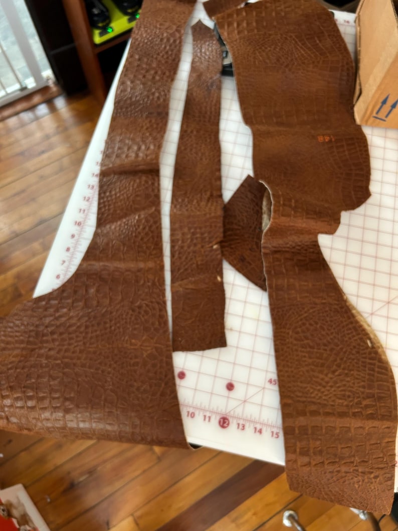 Embossed Alligator Leather Scraps – Brown Upholstery Remnants for Crafts Bags image 5