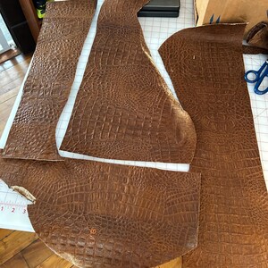 Embossed Alligator Leather Scraps – Brown Upholstery Remnants for Crafts Bags image 2