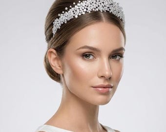 Kristallen bruidstiara: haaraccessoires voor bruiloft, ontwerp met wijnrankbladeren, goud/zilver/roségoud