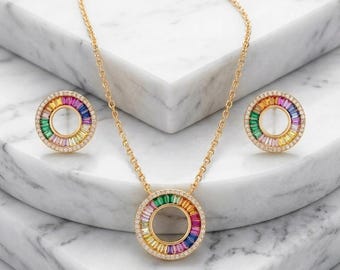 Set 18k vergulde cirkelketting en oorknopjes | CZ kristallen bruidssieraden