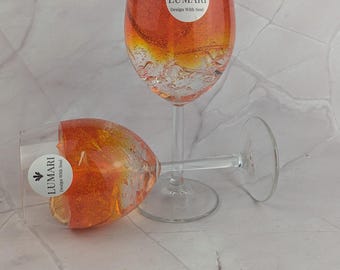 Aperol Spritz candle with orange scent in a wine glass – Summer scented candle – Cocktail candle – Gift idea – Handmade – Lumari Design
