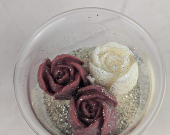 Tulip Candle in a Glass – Handmade Flower Candle with Glitter – Romantic Decorative Candle – Gift Idea for Women – Luxury Flower Candle
