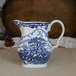 Brocca/vaso Myott Country Life/terraglia Staffordshire blu e bianca, scena di caccia, ceramica inglese anni '80