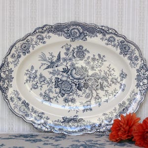 Crown Ducal Bristol English Ironstone Oval Serving Platter 31 cm (12 in) - Blue Transferware Phoenix Birds - 1930s - Excellent Condition
