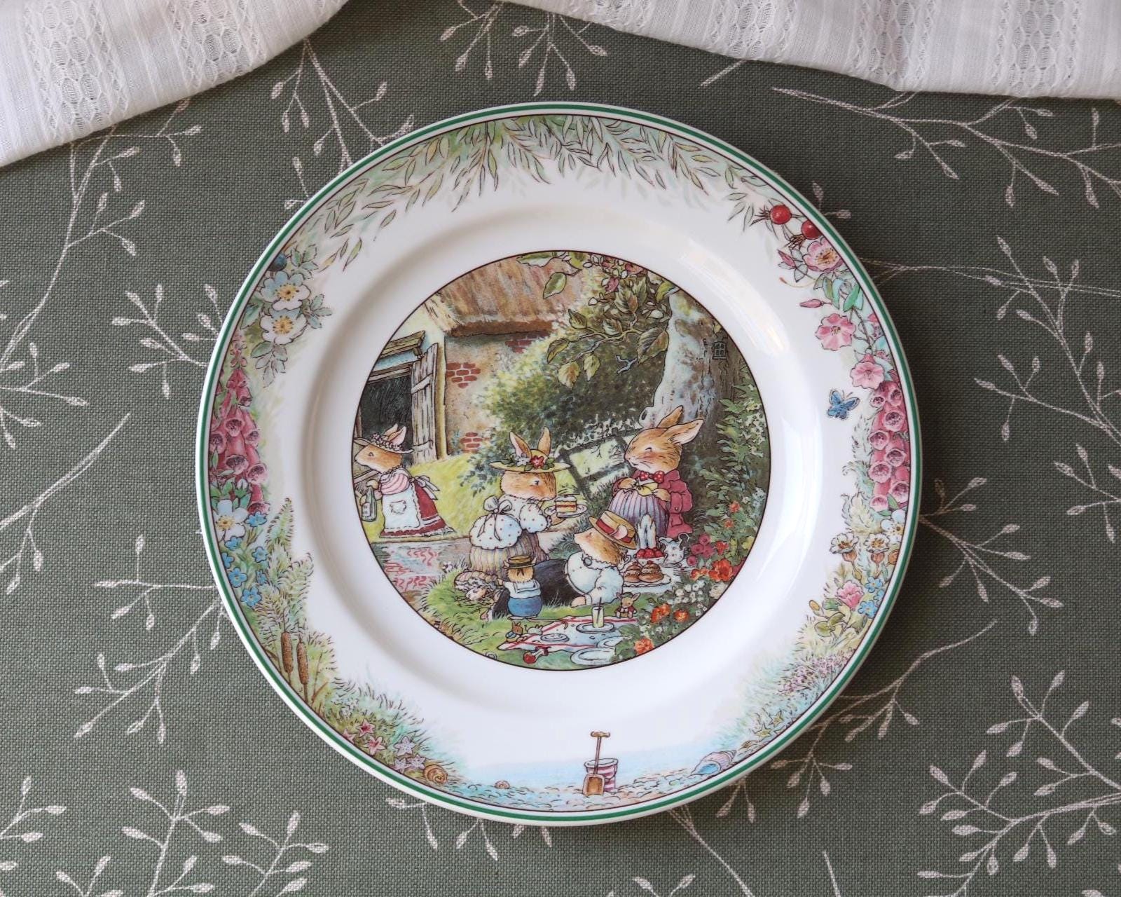 Foxwood tales plate - Etsy 日本
