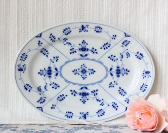 Heinrich Villeroy & Boch “Amalienburg” Oval Serving Platter 33 cm (13 in) – Cobalt Blue, Farmhouse 1980s–1990s – Very Good Condition