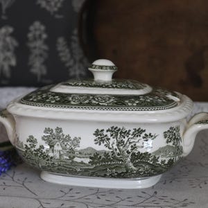 Villeroy & Boch “Rusticana” Green Covered Serving Bowl 2.5 L – Farmhouse Green Transferware Tureen – Made in Germany – Excellent Condition