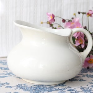 Antik Sarreguemines Vit Fajans Ironstone Kanna 14 cm • Cream Broc de Toilette Farmhouse Vattenkanna Shabby Chic Frankrike • Ingen skada