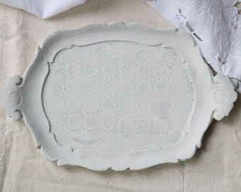 Bandeja florentina vintage de madera blanca – Bandeja italiana artesanal – Decoración shabby chic – Estilo rococó de los años 50 – Pequeña rectangular de 30 × 20 cm