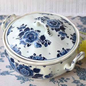Sopa Royal Goedewaagen Azul Delft • Pintada à mão • Tigela de sopa holandesa de cerâmica Delft com tampa