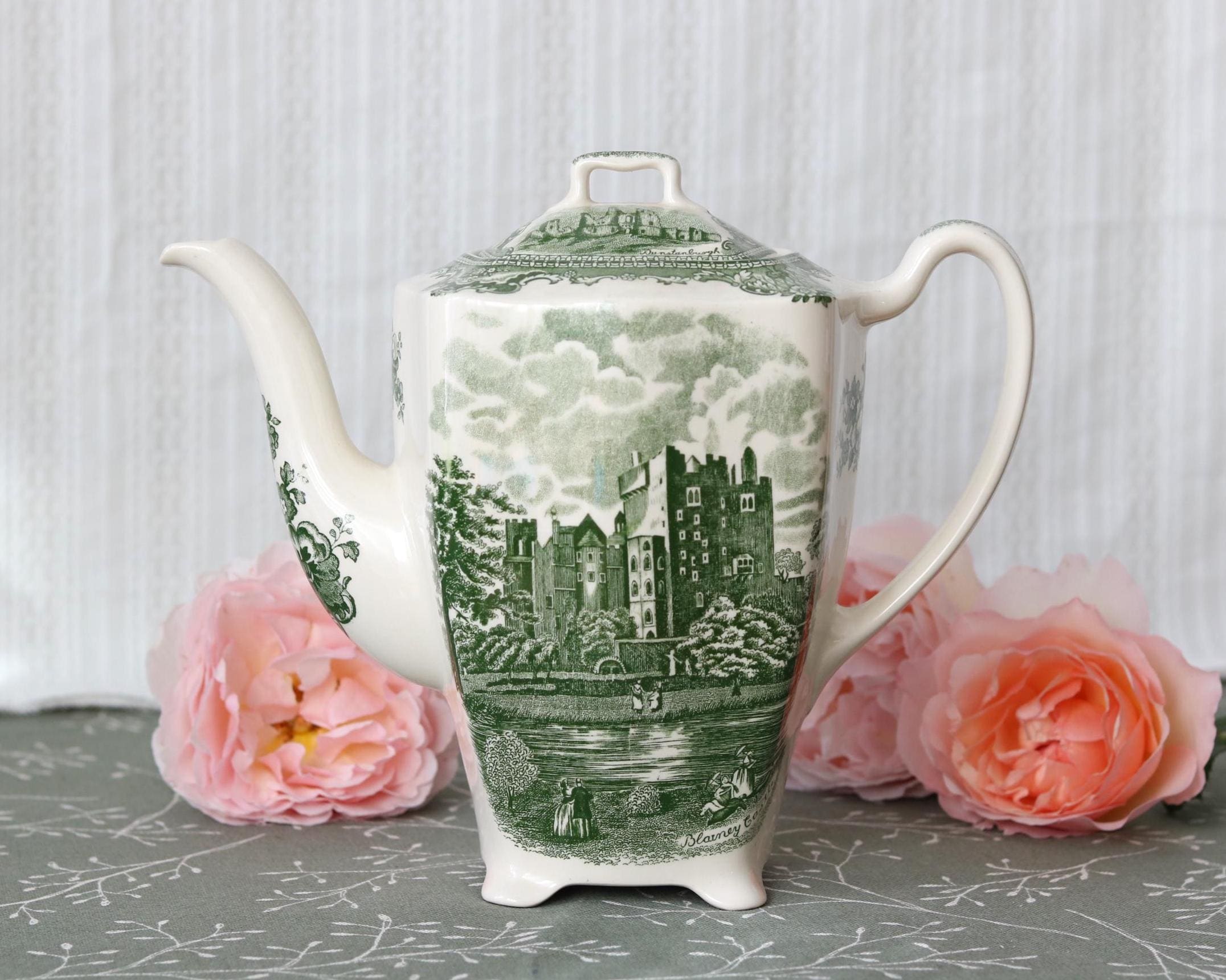 Old Britain Castles Tea Pot - Etsy
