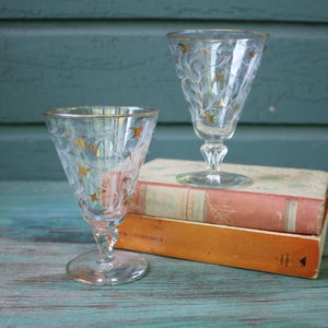 Libbey Gold and White Fern Wine Glasses, Vintage Glass Barware, Vintage Wine Glasses, Vintage Glassware, Vintage Libbey Glass, Vintage Glass
