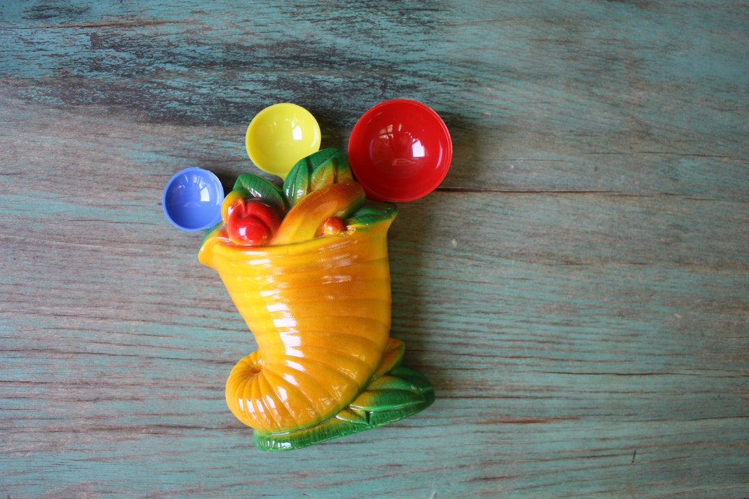 Chalkware Cornucopia With Plastic Measuring Spoons, Vintage Kitchen ...