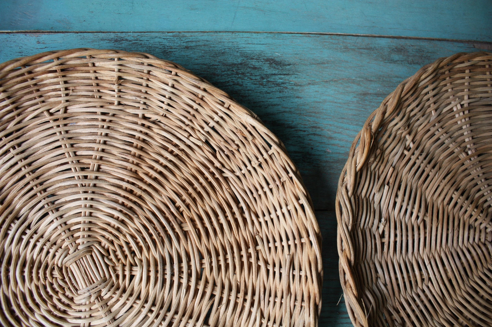 Woven Plate Charger Pair Vintage Chargers Vintage Straw Etsy