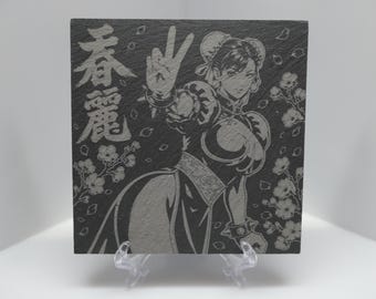 Posavasos de pizarra grabado con láser inspirado en el anime Street Fighter - Chun-Li
