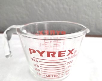 Vintage Pyrex Measuring Cup, 1 Cup, J Handle, #508